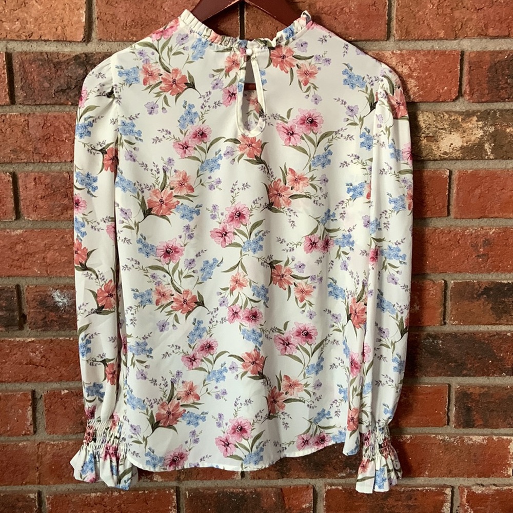 Poppi Cream Peach Blue Floral Ruffle Blouse - Picture 7 of 8